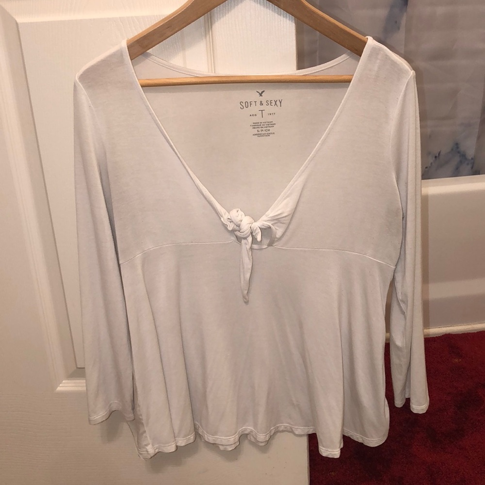 AE soft & sexy tie front top